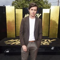 Nick Robinson en la alfombra roja de los MTV Movie Awards 2017