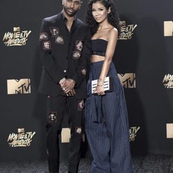 Big Sean y Jhene Aiko en la alfombra roja de los MTV Movie Awards 2017