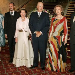 Los Reyes Juan Carlos y Sofía con los Reyes Harald y Sonia de Noruega y los Príncipes Haakon y Mette-Marit de Noruega