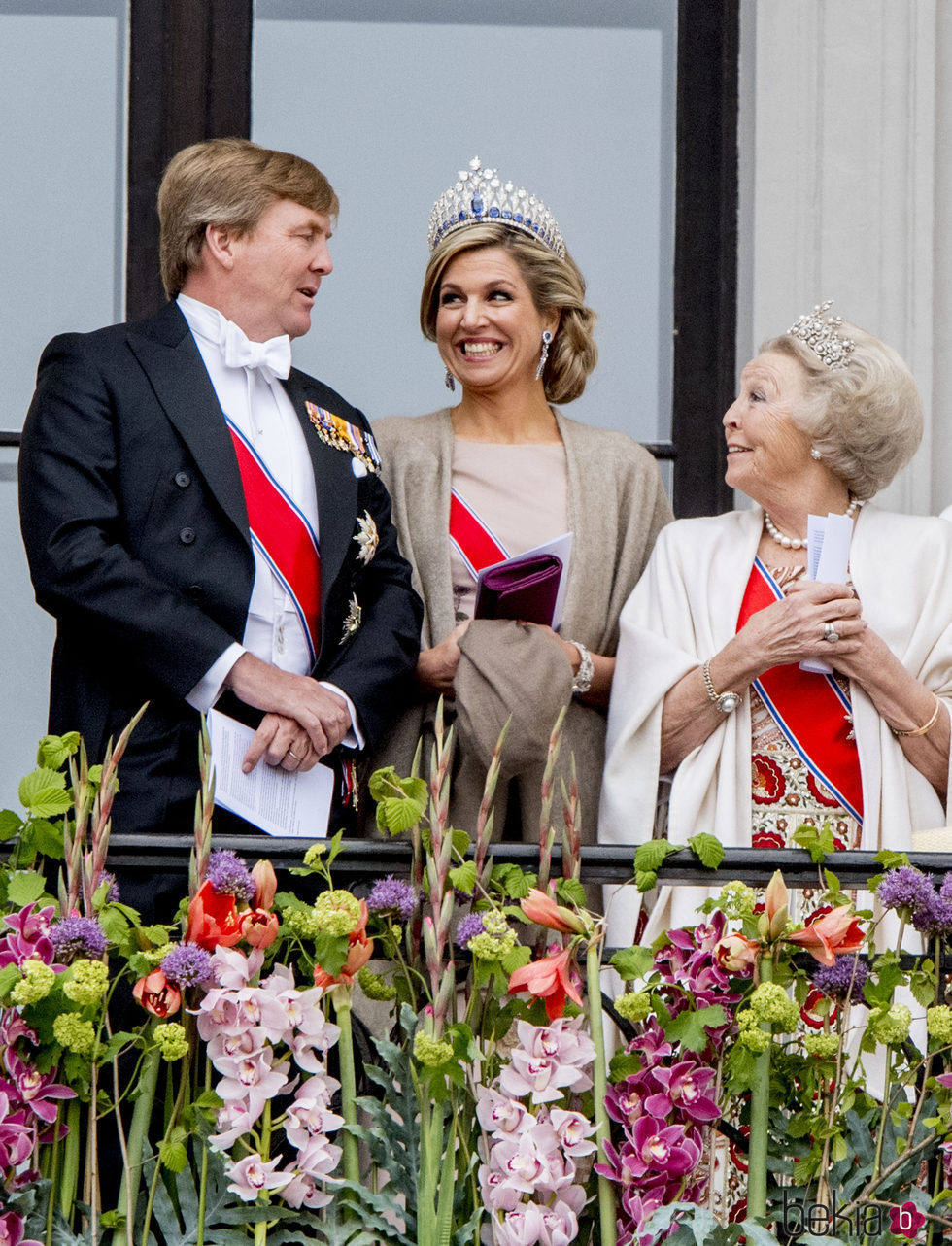 Los Reyes de Holanda y Beatriz de Países Bajos en el 80 cumpleaños de Harald y Sonia de Noruega