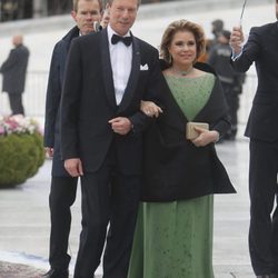 Enrique y María Teresa de Luxemburgo en la cena en honor a los Reyes de Noruega por su 80 cumpleaños