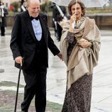 Los Reyes Juan Carlos y Sofía ríen divertidos en la cena en honor a los Reyes de Noruega por su 80 cumpleaños