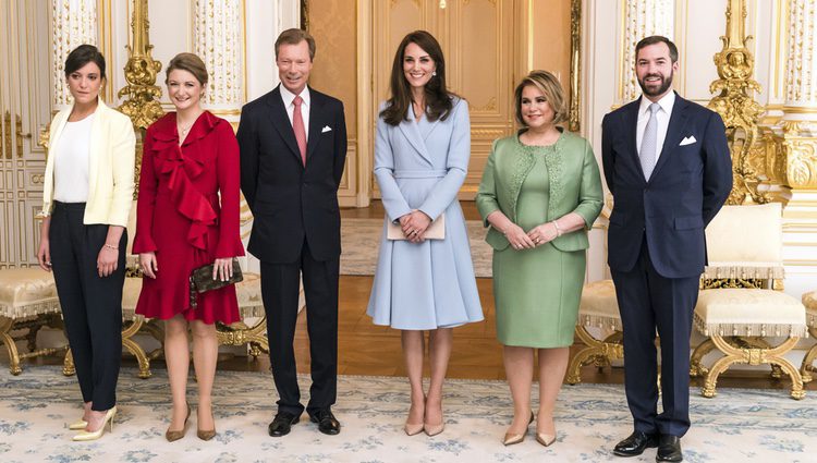 Kate Middleton recibida por los Príncipes y Duques de Luxemburgo