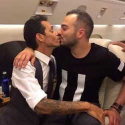 El besazo en la boca entre Maluma y Marc Anthony