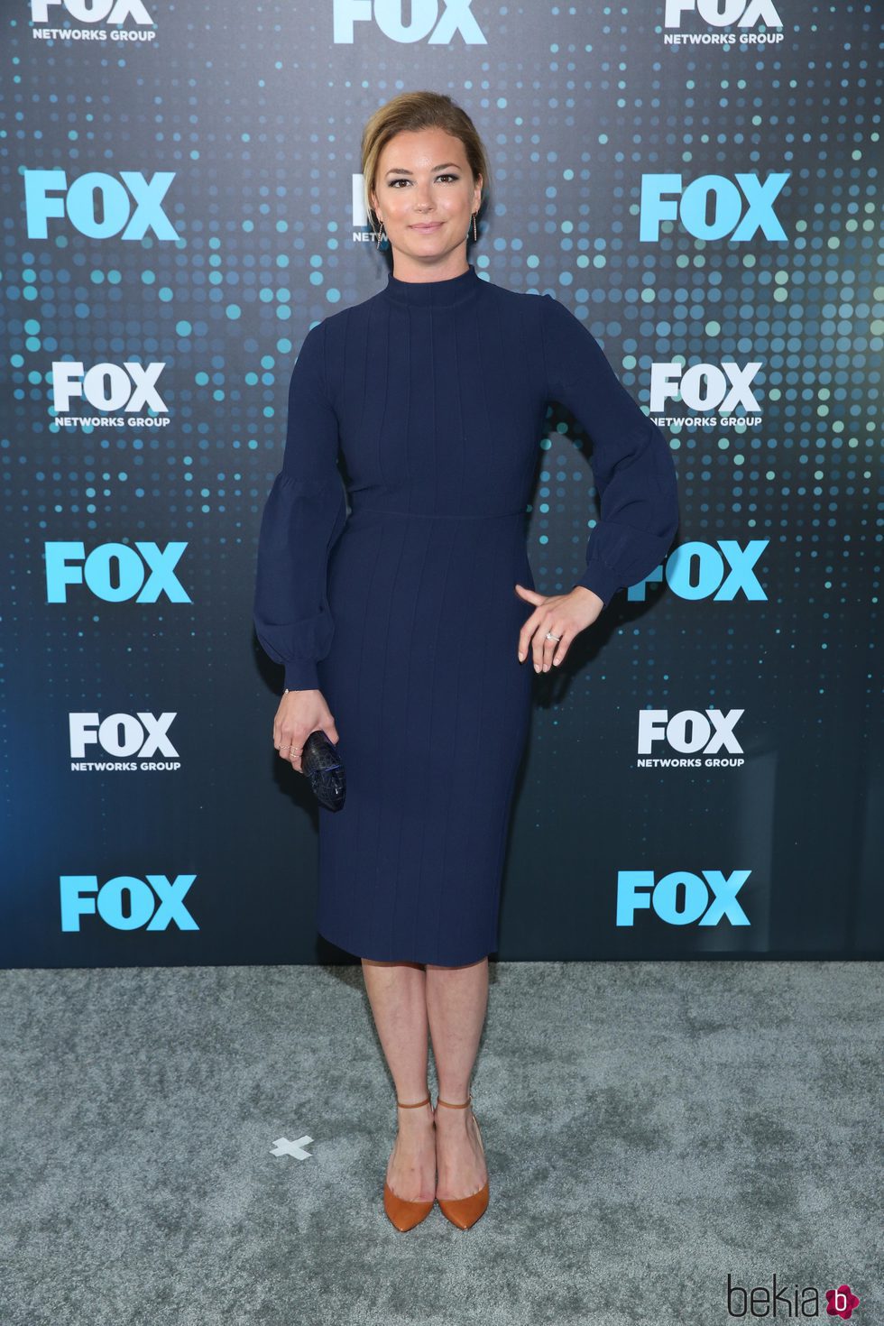 Emily VanCamp en la alfombra roja de los Fox Upfronts 2017