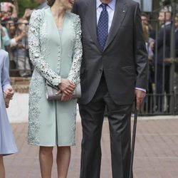 La Reina Letizia y el Rey Juan Carlos, muy cómplices en la Comunión de la Infanta Sofía