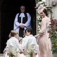 Kate Middleton, con los niños de las arras en la boda de su hermana Pippa Middleton