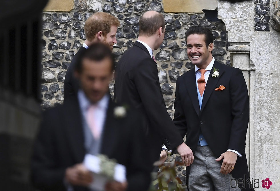 Los Príncipes Guillermo y Harry con Spencer Matthews en la boda de Pippa Middleton y James Matthews