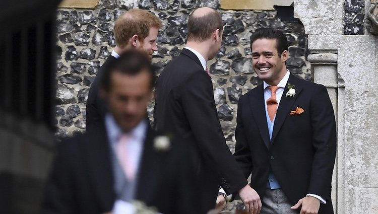 Los Príncipes Guillermo y Harry con Spencer Matthews en la boda de Pippa Middleton y James Matthews