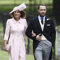 Carole y James Middleton acudiendo a la boda de Pippa Middleton