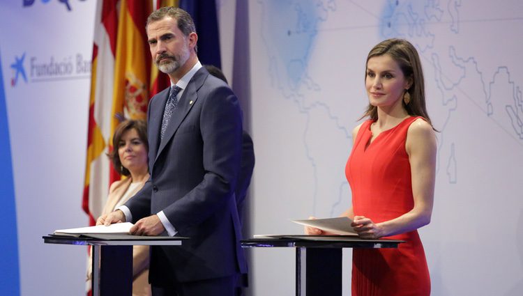 Los Reyes Felipe y Letizia entregan las becas 'la Caixa' en Barcelona