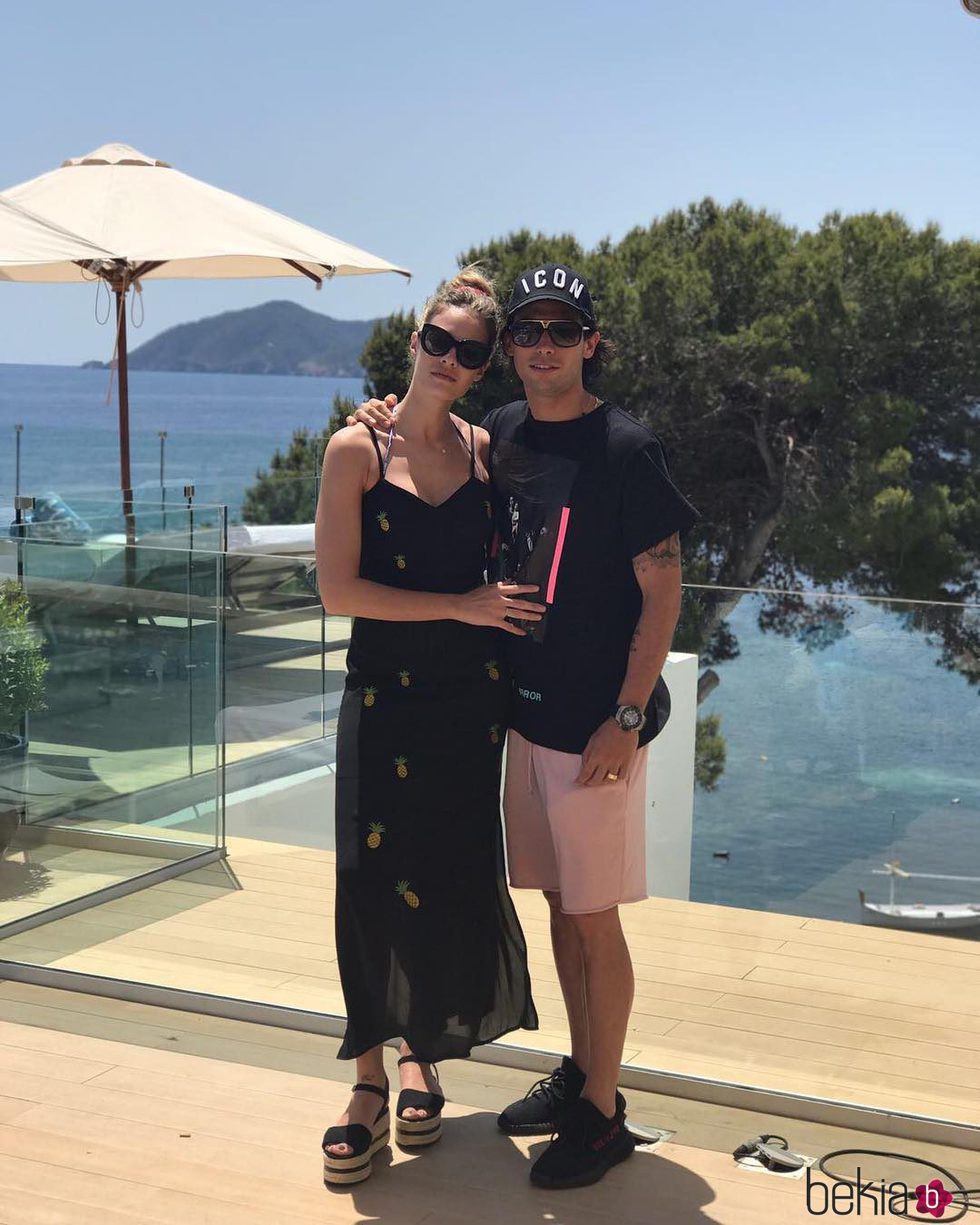 Jessica Bueno y Jota Peleteiro celebrando su segundo aniversario de boda en Ibiza