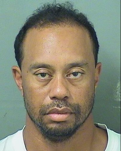 Tiger Woods detenido por conducir bajo los efectos del alcohol