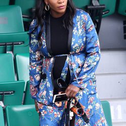 Serena Williams, embarazada, asiste a una jornada de Roland Garros