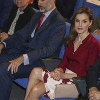 La Reina Letizia con moratones en un acto oficial en Navarra