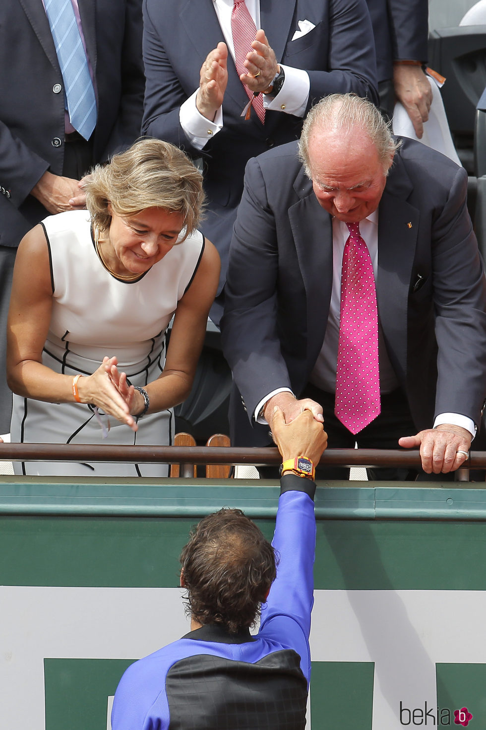 El Rey Juan Carlos felicitando a Rafa Nadal tras ganar Roland Garros 2017