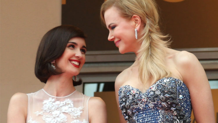 Paz Vega y Nicole Kidman en la ceremonia de apertura de la premier de 'Grace de Monaco'
