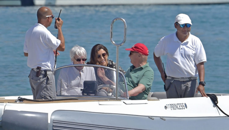Bernie Ecclestone disfrutando de Ibiza con su mujer Fabiana Flosi