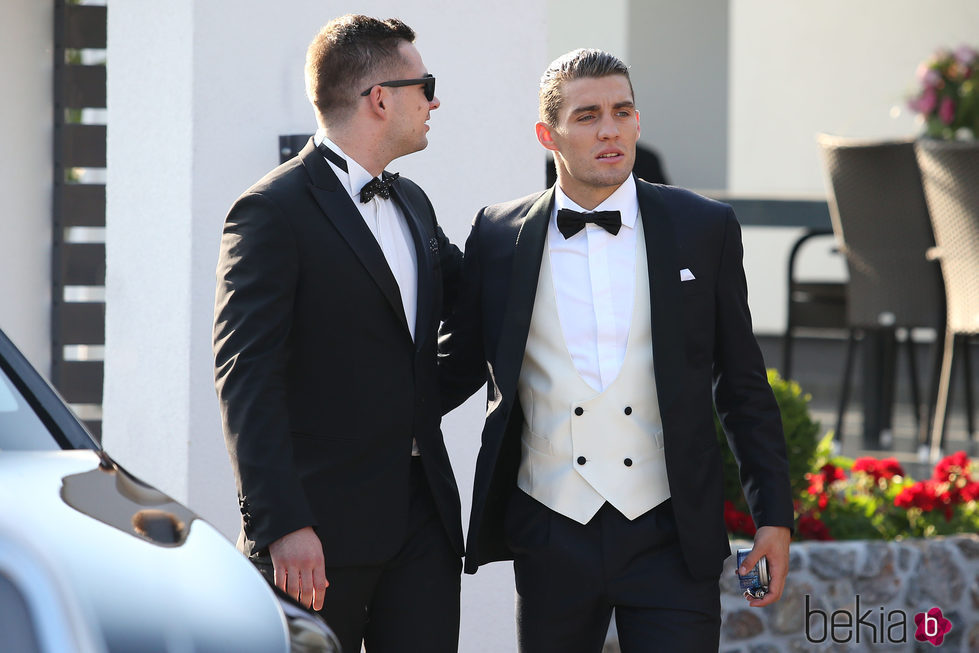 Mateo Kovacic con un amigo el día de su boda