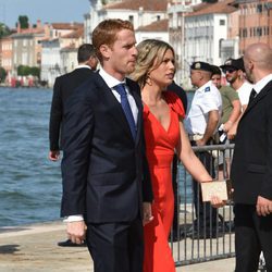 Álex Fernández y su novia en la boda de Morata y Campello en Venecia