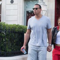 Jennifer Lopez y Alex Rodríguez paseando por París