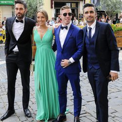 Dani Martínez, Iker Muniain, su pareja Andrea Sesma y Canco Rodríguez en la boda de Sergio Llul y Almudena Cánovas