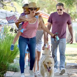 Jennifer Garner y Ben Affleck con sus hijos en el 4 de julio de 2017