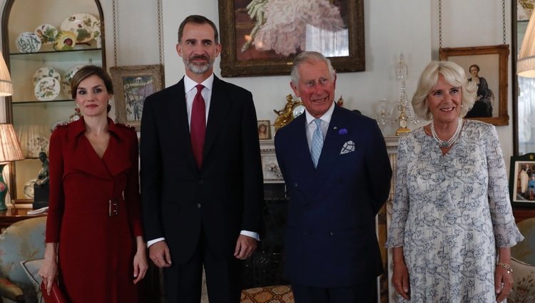 Los Reyes Felipe y Letizia con el Príncipe Carlos y Camilla Parker en Clarence House en su Viaje de Estado a Reino Unido