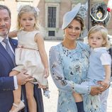 Magdalena de Suecia y Chris O'Neill con sus hijos Leonor y Nicolás en el 40 cumpleaños de Victoria de Suecia