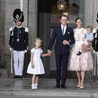 Victoria de Suecia con el Príncipe Daniel y sus hijos Estela y Oscar de Suecia en su 40 cumpleaños