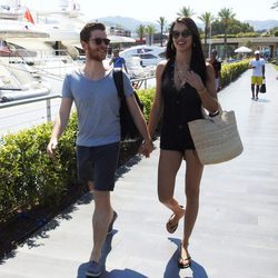 Adriana Lima y su novio Metin Hara de vacaciones en Turquía