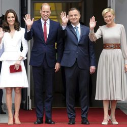 Los Duques de Cambridge con el presidente de Polonia y la Primera Dama