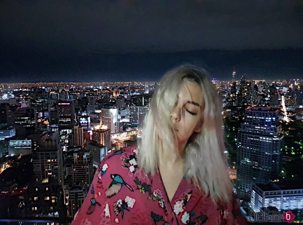 Blanca Suárez disfruta del skyline de Bangkok