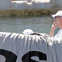 El Rey Felipe a bordo del Aifos preparándose para la Copa del Rey de Vela