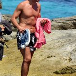 Diego Simeone con el torso desnudo en Ibiza