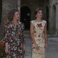La Reina Sofía y la Reina Letizia en la recepción a la sociedad balear del verano 2017
