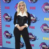 Bebe Rexha en los Premios Teen Choice 2017