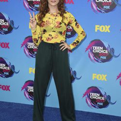 Alyson Stoner en los Premios Teen Choice 2017