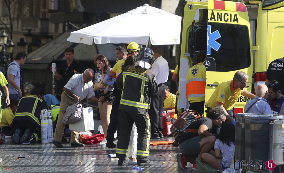 Víctimas tras el atentado de Barcelona