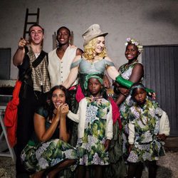 Madonna con sus 6 hijos celebrando su cumpleaños