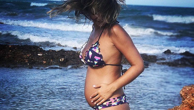 Tamara Gorro presume de su quinto mes de embarazo