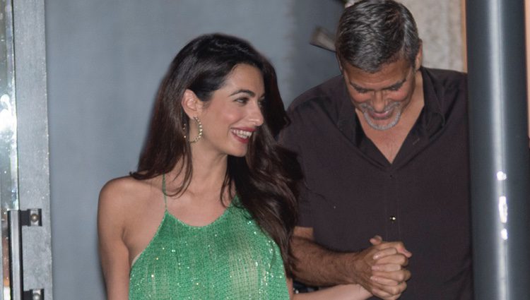 George Clooney y Amal Alamuddin de cena en Italia
