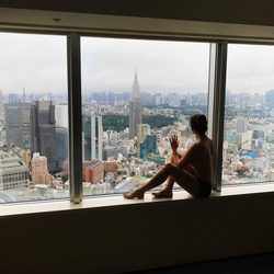 Cristina Pedroche posando desnuda desde su hotel de Tokio