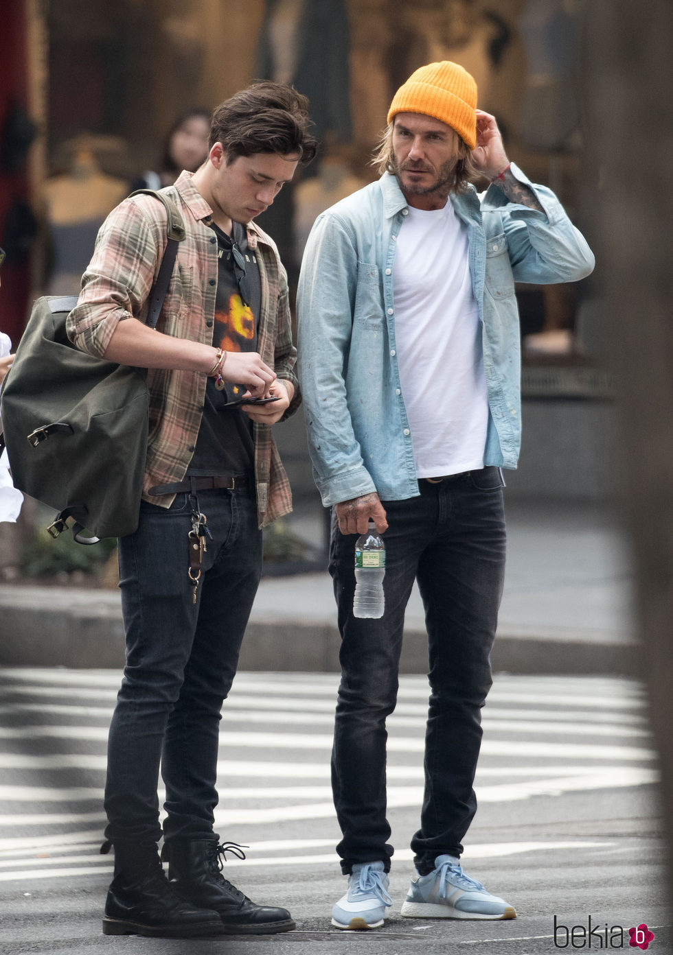 David Beckham y su hijo Brooklyn Beckham en Nueva York