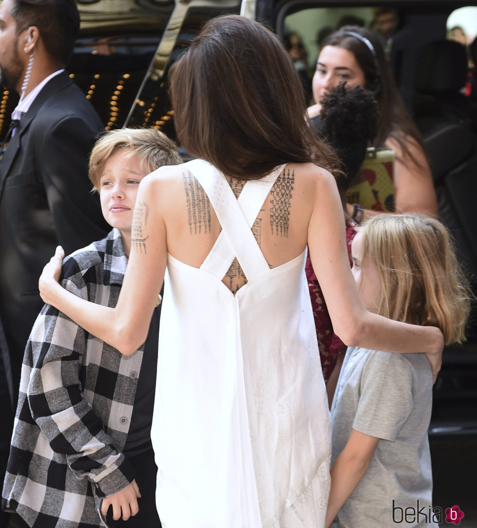 Angelina Jolie con Shiloh y Vivienne en el Festival Internacional de cine de Toronto