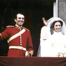 La Princesa Ana y Mark Phillips en su boda