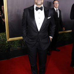 Stanley Tucci en la alfombra roja de los Premios Emmy 2017