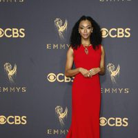Sonequa Martin-Green en la alfombra roja de los Premios Emmy 2017