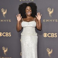 Uzo Aduba en la alfombra roja de los Premios Emmy 2017