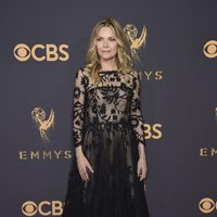 Michelle Pfeiffer en la alfombra roja de los Premios Emmy 2017